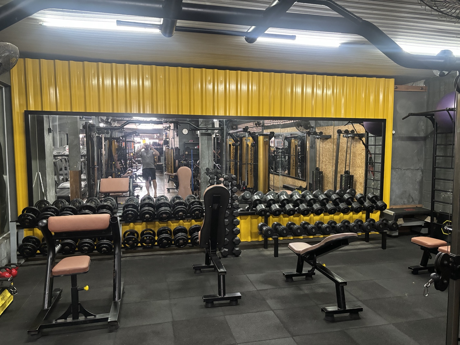 Área de musculação da Liboni Gym